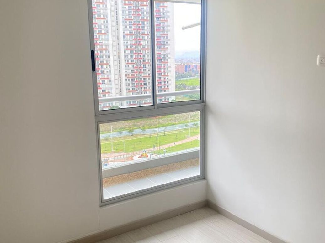 Apartamento de 3 alcobas en venta en Campo Alegre, Bogotá, 60 m² · foto 11 de 16