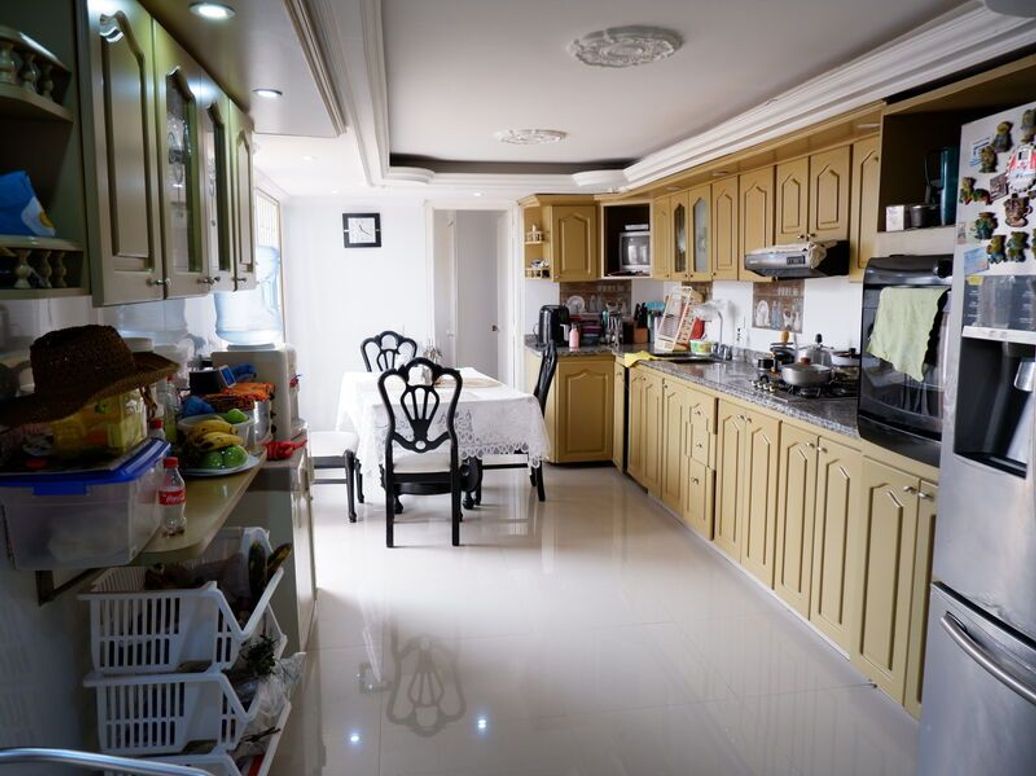 Casa de 4 alcobas en venta en Balcares, Bogotá, 201 m² · foto 9 de 20
