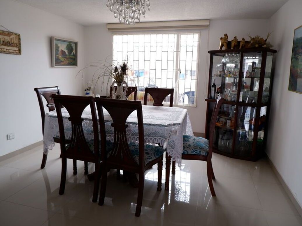 Casa de 4 alcobas en venta en Balcares, Bogotá, 201 m² · foto 5 de 20