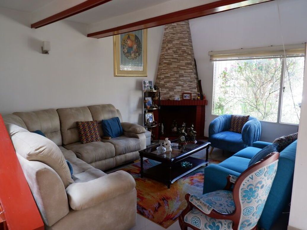 Casa de 4 alcobas en venta en Balcares, Bogotá, 201 m² · foto 3 de 20