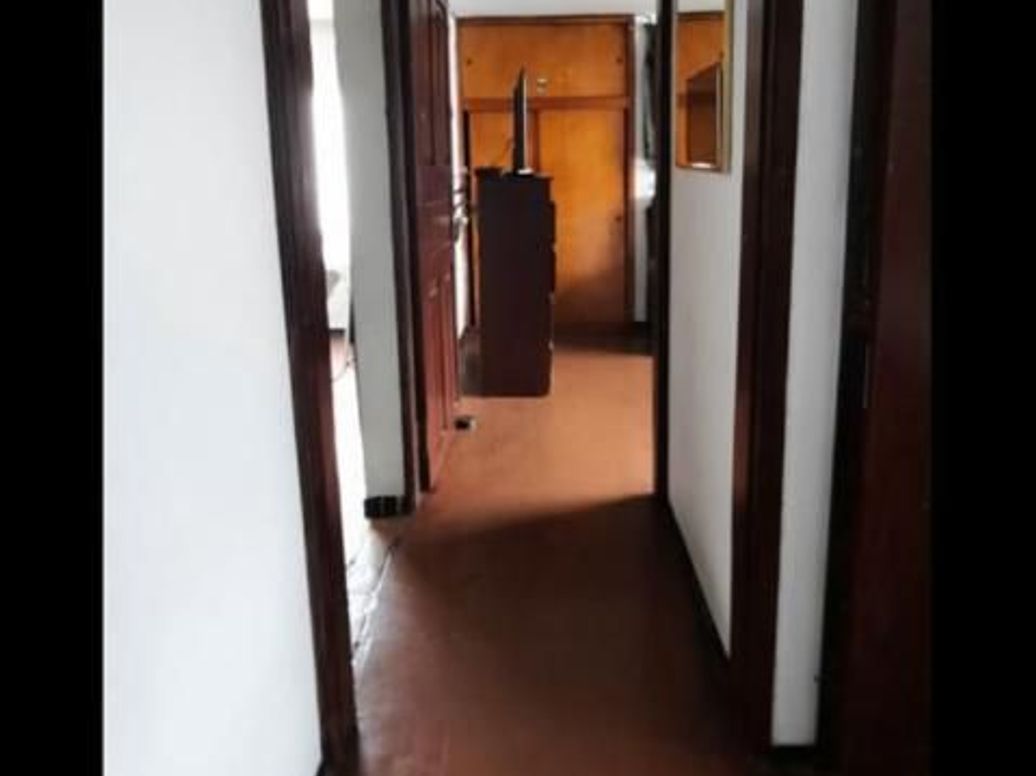 Casa de 5 alcobas en venta en Ub. Banderas, Bogotá, 105 m² · foto 5 de 7