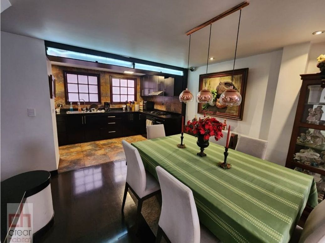 Casa de 4 alcobas en venta en Santa Bibiana, Bogotá, 296 m² · foto 6 de 20