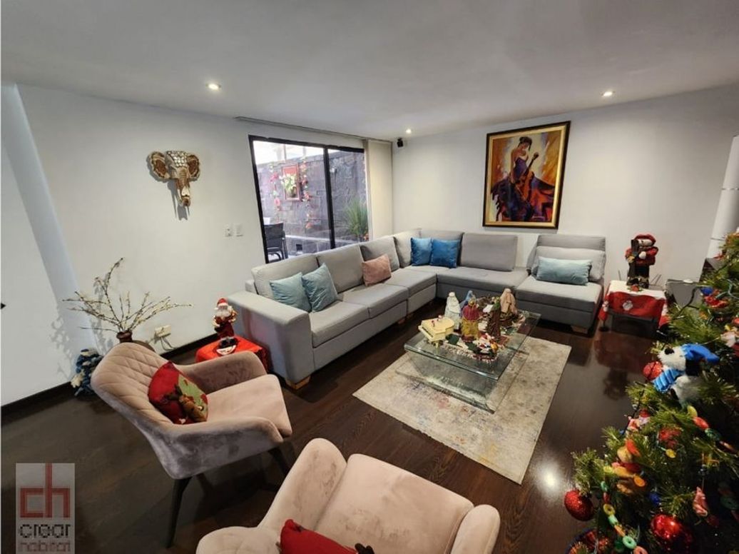 Casa de 4 alcobas en venta en Santa Bibiana, Bogotá, 296 m² · foto 3 de 20