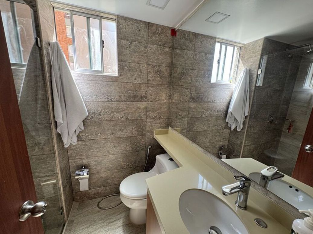 Apartamento de 3 alcobas en venta en San Antonio Nor - Occidental, Bogotá, 88 m² · foto 11 de 20