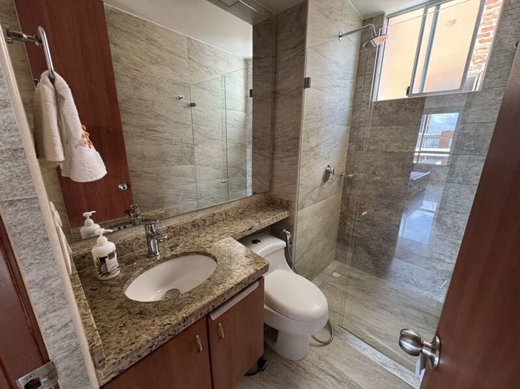 Apartamento de 3 alcobas en venta en San Antonio Nor - Occidental, Bogotá, 88 m² · foto 16 de 20
