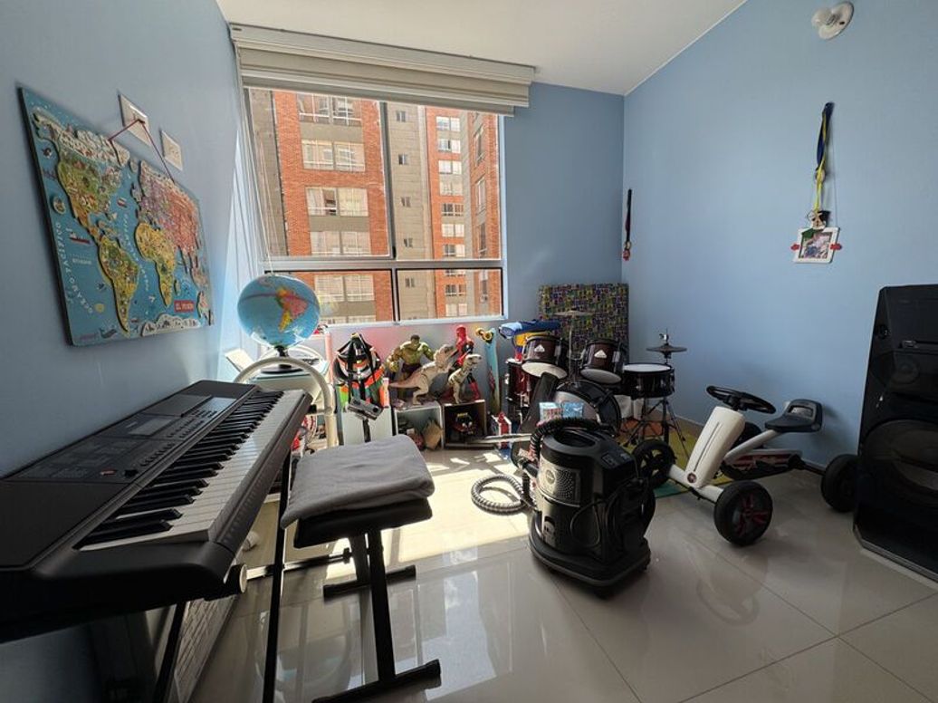 Apartamento de 3 alcobas en venta en San Antonio Nor - Occidental, Bogotá, 88 m² · foto 17 de 20