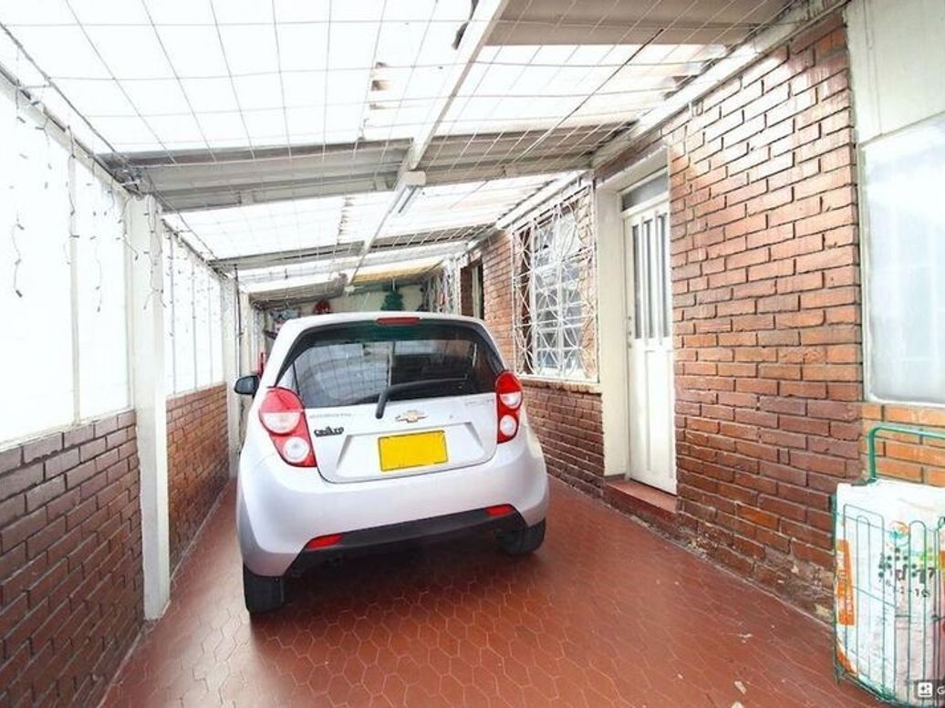 Casa de 4 alcobas en venta en Quinta Paredes, Bogotá, 198 m² · foto 16 de 19