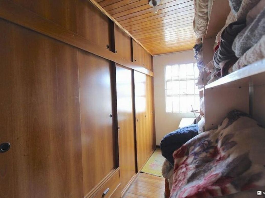 Casa de 4 alcobas en venta en Quinta Paredes, Bogotá, 198 m² · foto 11 de 19