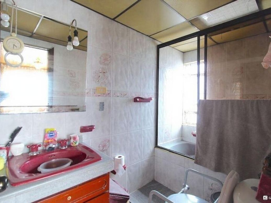 Casa de 4 alcobas en venta en Quinta Paredes, Bogotá, 198 m² · foto 7 de 19