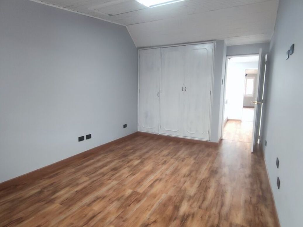 Casa de 4 alcobas en venta en Molinos Norte, Bogotá, 197 m² · foto 17 de 20