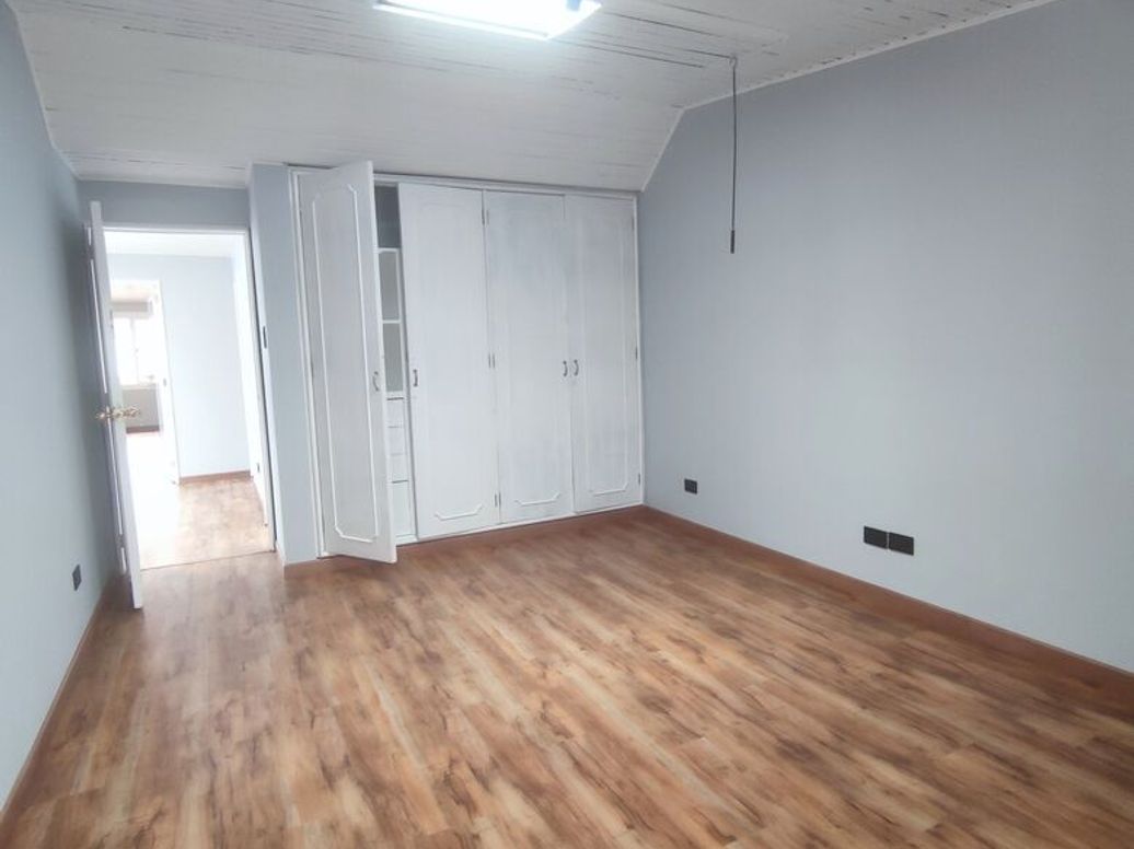 Casa de 4 alcobas en venta en Molinos Norte, Bogotá, 197 m² · foto 13 de 20