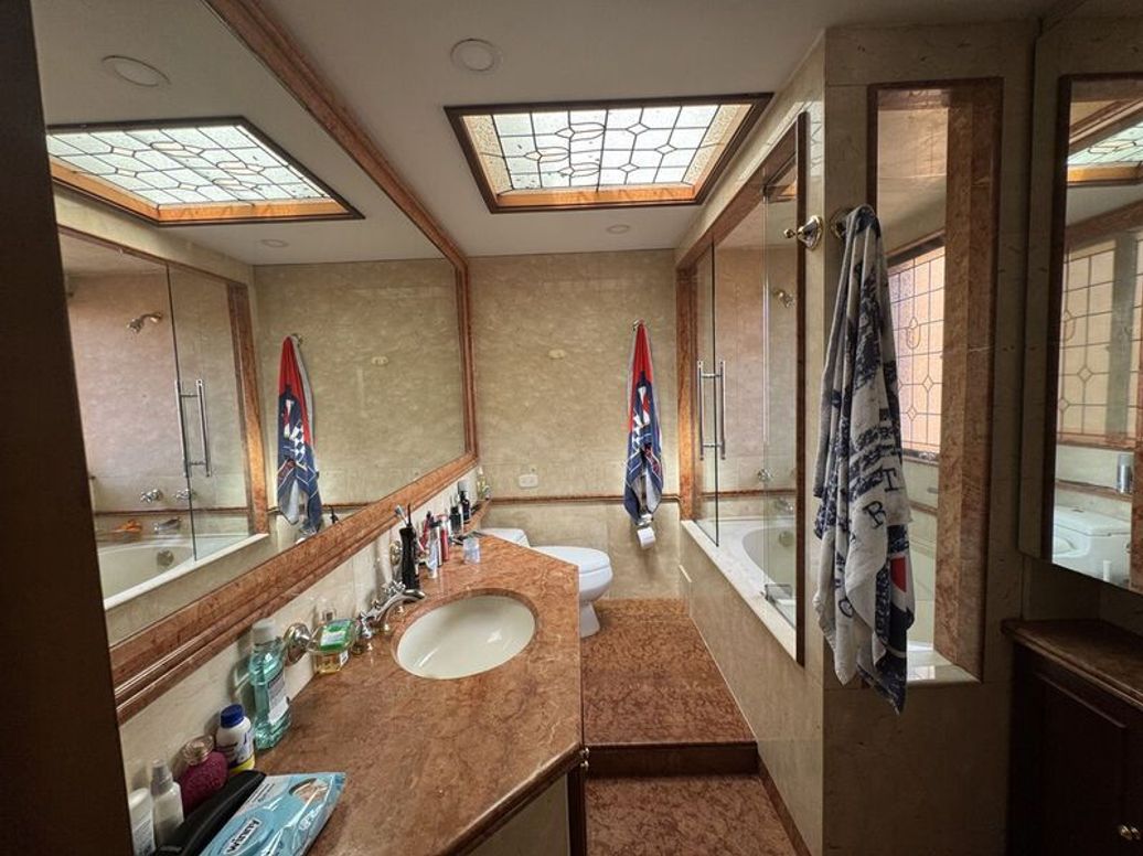 Apartamento de 3 alcobas en venta en Molinos Norte, Bogotá, 226 m² · foto 12 de 20