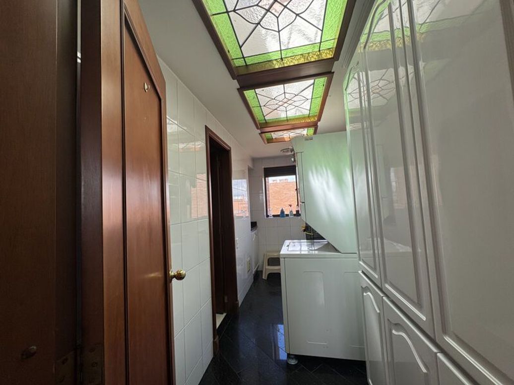 Apartamento de 3 alcobas en venta en Molinos Norte, Bogotá, 226 m² · foto 19 de 20