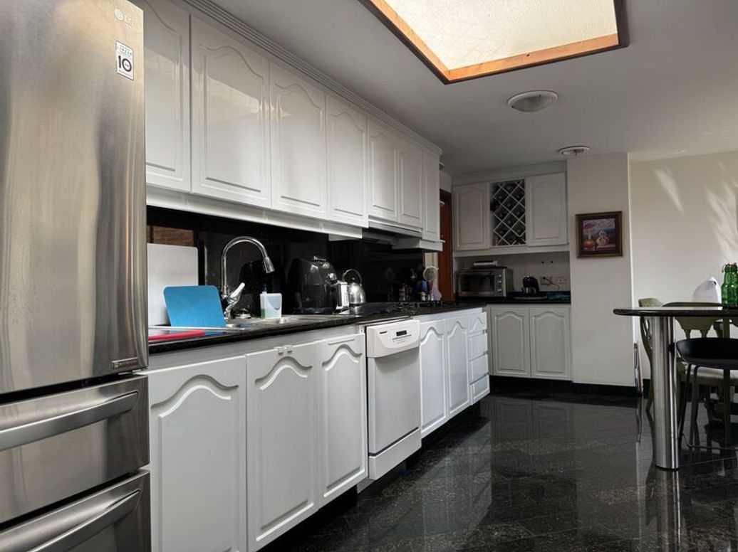 Apartamento de 3 alcobas en venta en Molinos Norte, Bogotá, 226 m² · foto 16 de 20