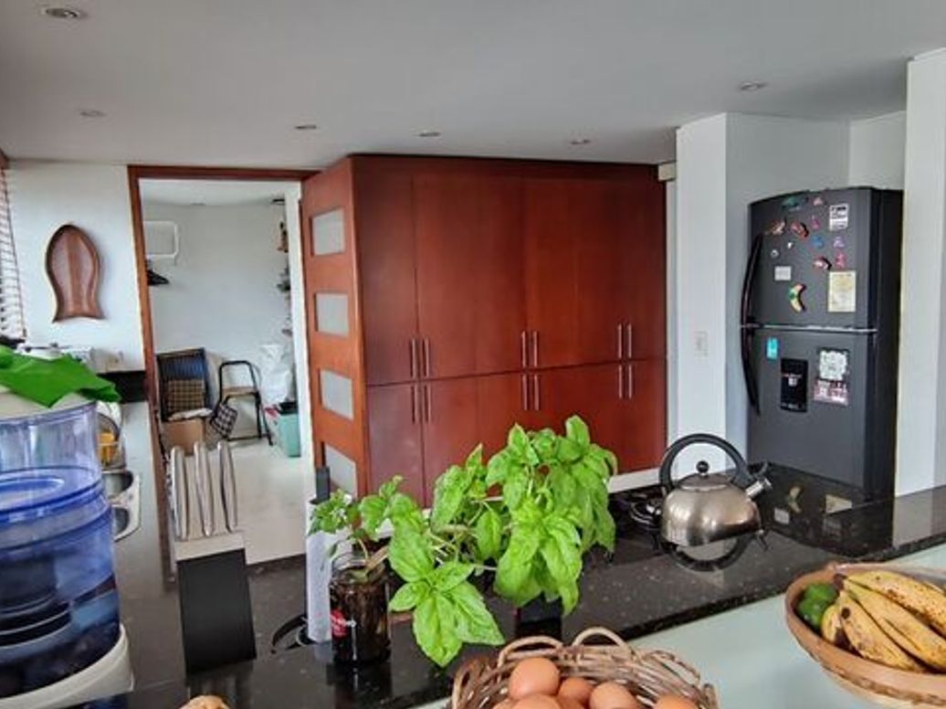 Apartamento de 2 alcobas en venta en Chicó Norte, Bogotá, 150 m² · foto 10 de 19