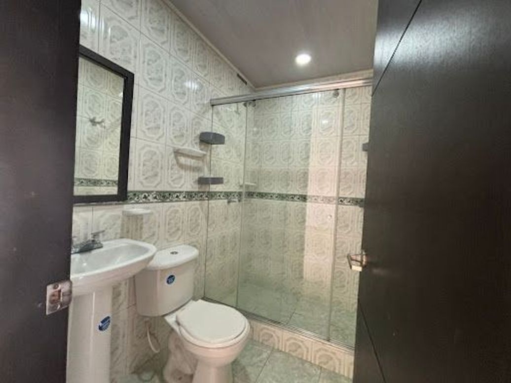 Apartamento de 2 alcobas en venta en La Cabaña Engativá, Bogotá, 45 m² · foto 14 de 20