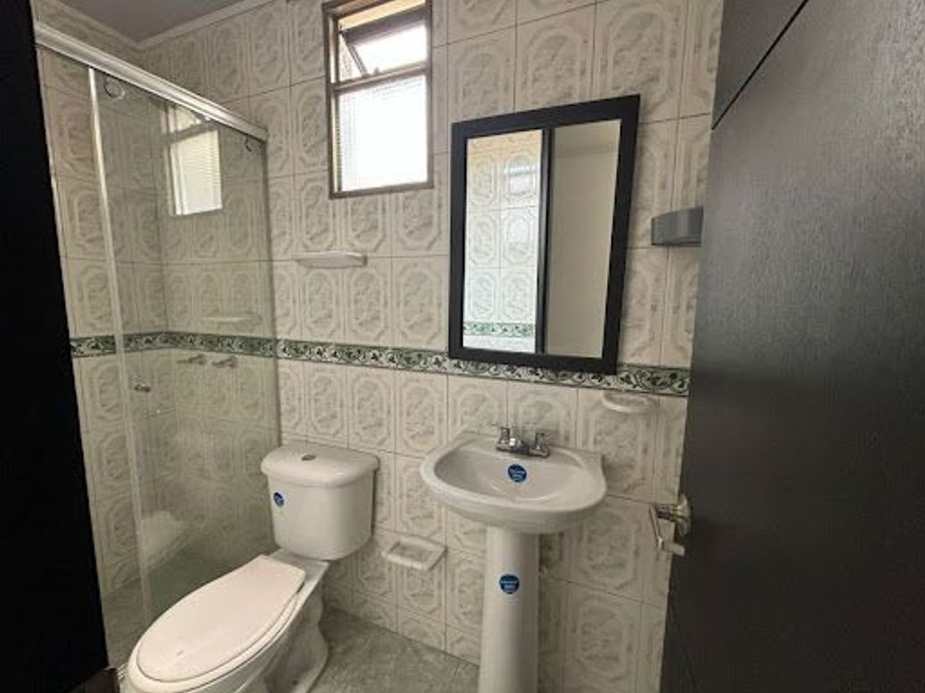 Apartamento de 2 alcobas en venta en La Cabaña Engativá, Bogotá, 45 m² · foto 17 de 20