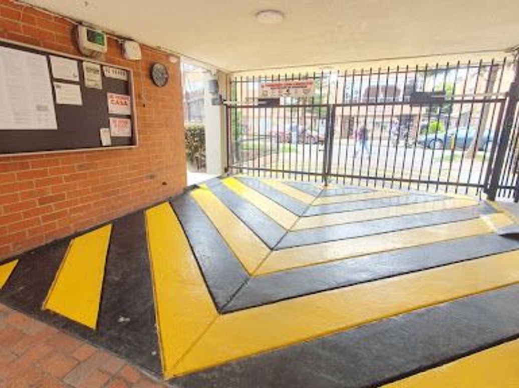 Casa de 3 alcobas en venta en Tintalito, Bogotá, 110 m² · foto 19 de 20