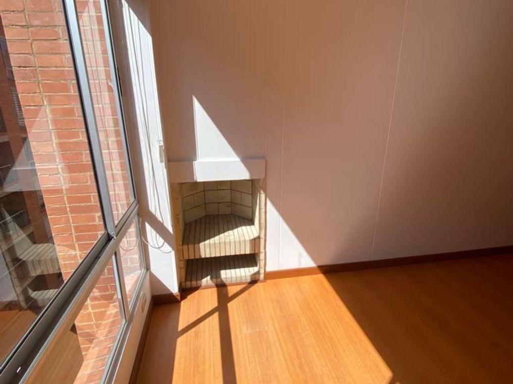 Apartamento de 3 alcobas en venta en Colina Campestre, Bogotá, 82 m² · foto 12 de 20