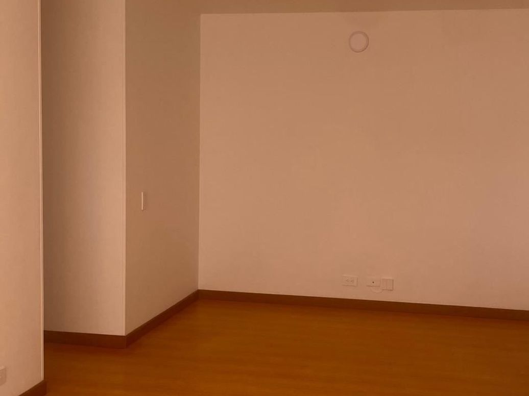 Apartamento de 3 alcobas en venta en Colina Campestre, Bogotá, 82 m² · foto 16 de 20