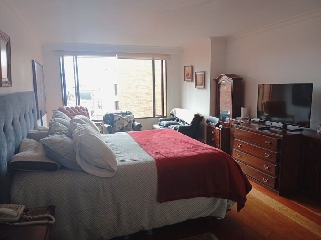 Apartamento de 3 alcobas en venta en Molinos Norte, Bogotá, 226 m² · foto 5 de 20