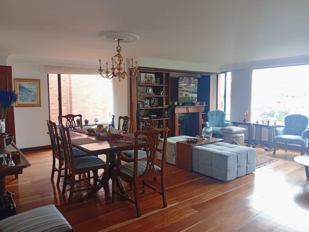 Apartamento de 3 alcobas en venta en Molinos Norte, Bogotá, 226 m² · foto 4 de 20