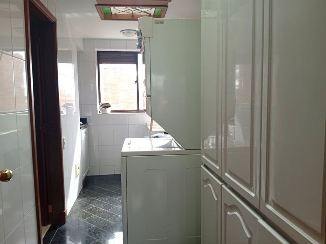 Apartamento de 3 alcobas en venta en Molinos Norte, Bogotá, 226 m² · foto 16 de 20