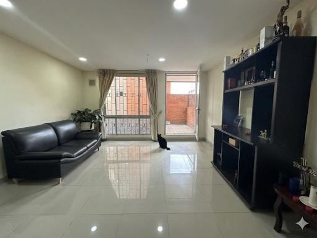 Apartamento de 3 alcobas en venta en La Estrada, Bogotá, 84 m² · foto 5 de 18