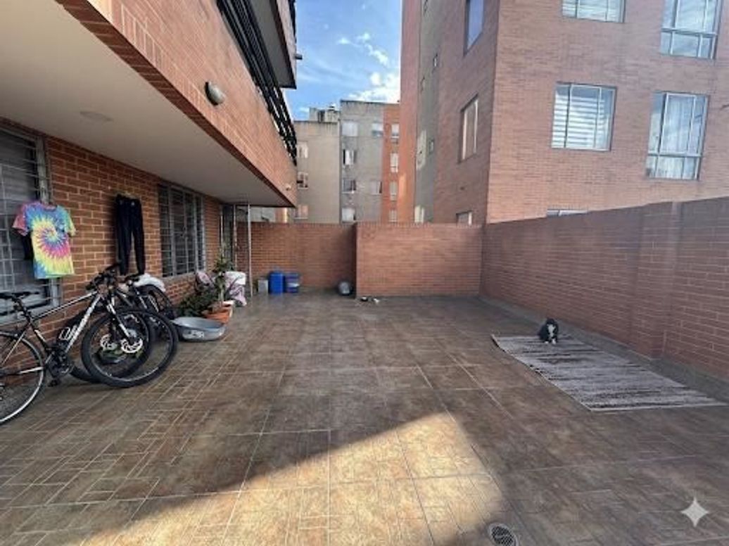 Apartamento de 3 alcobas en venta en La Estrada, Bogotá, 84 m² · foto 13 de 18