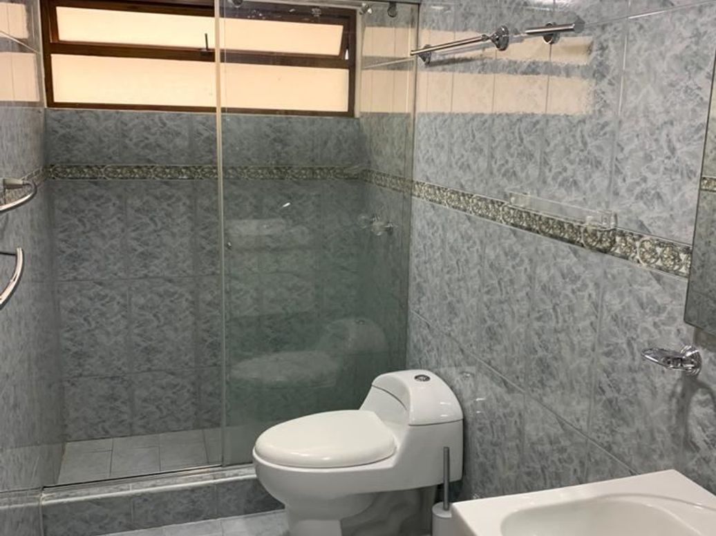 Casa de 4 alcobas en venta en San Nicolás, Bogotá, 490 m² · foto 10 de 20