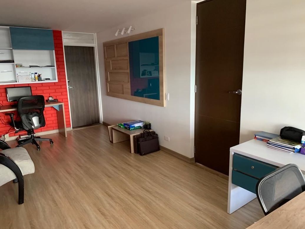 Casa de 4 alcobas en venta en San Nicolás, Bogotá, 490 m² · foto 12 de 20