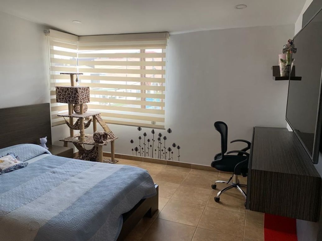 Casa de 4 alcobas en venta en San Nicolás, Bogotá, 490 m² · foto 4 de 20