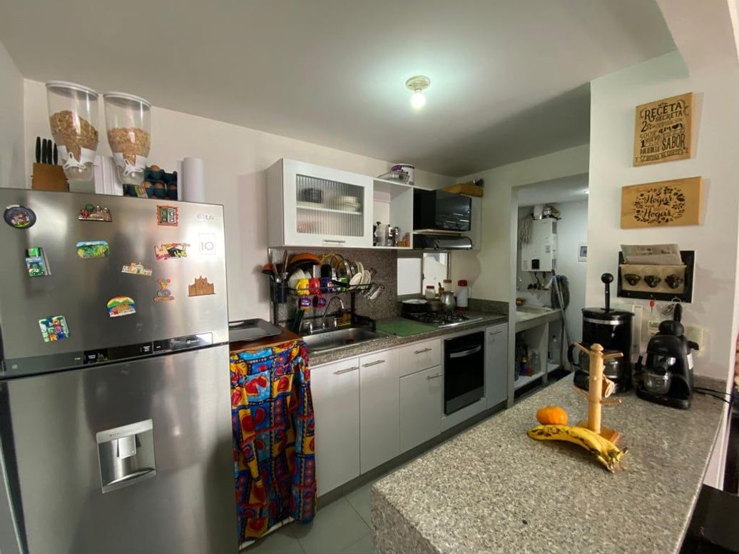 Apartamento de 3 alcobas en venta en El Dorado, Bogotá, 77 m² · foto 9 de 20
