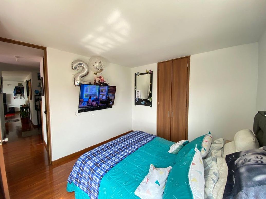 Apartamento de 3 alcobas en venta en El Dorado, Bogotá, 77 m² · foto 4 de 20