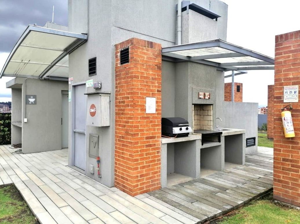 Apartamento de 2 alcobas en venta en Acacias Usaquen, Bogotá, 71 m² · foto 16 de 19