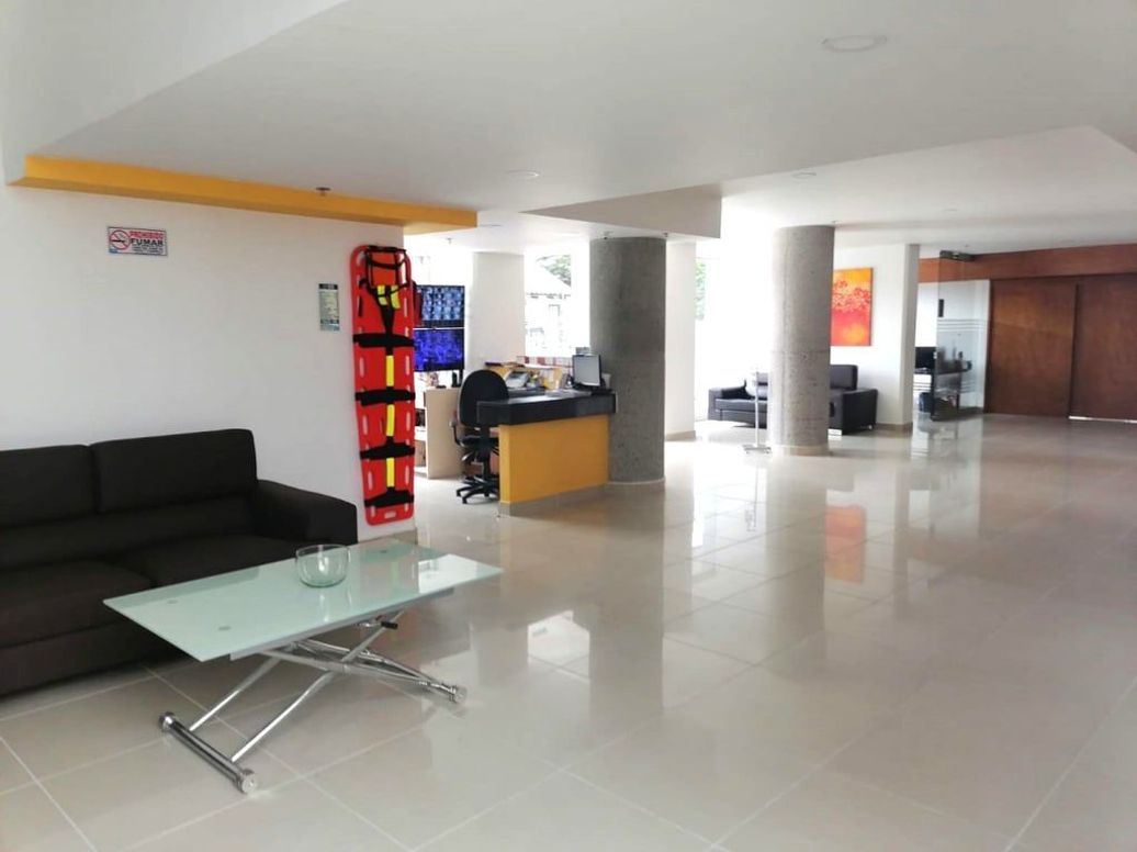 Apartamento de 2 alcobas en venta en Acacias Usaquen, Bogotá, 71 m² · foto 2 de 19