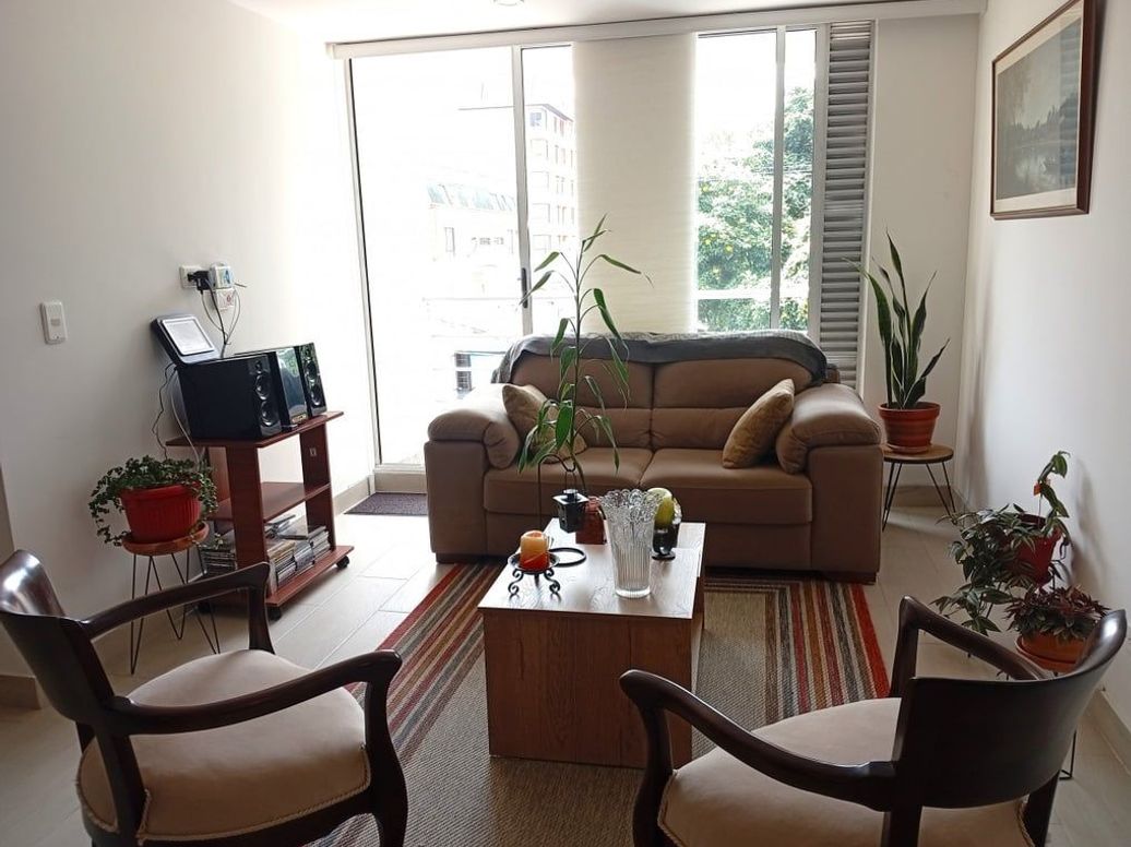 Apartamento de 2 alcobas en venta en Acacias Usaquen, Bogotá, 71 m² · foto 3 de 19