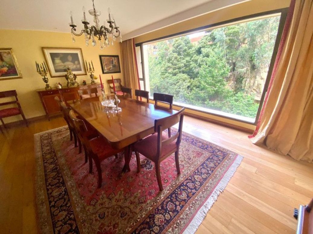 Apartamento de 3 alcobas en venta en El Refugio, Bogotá, 360 m² · foto 4 de 20
