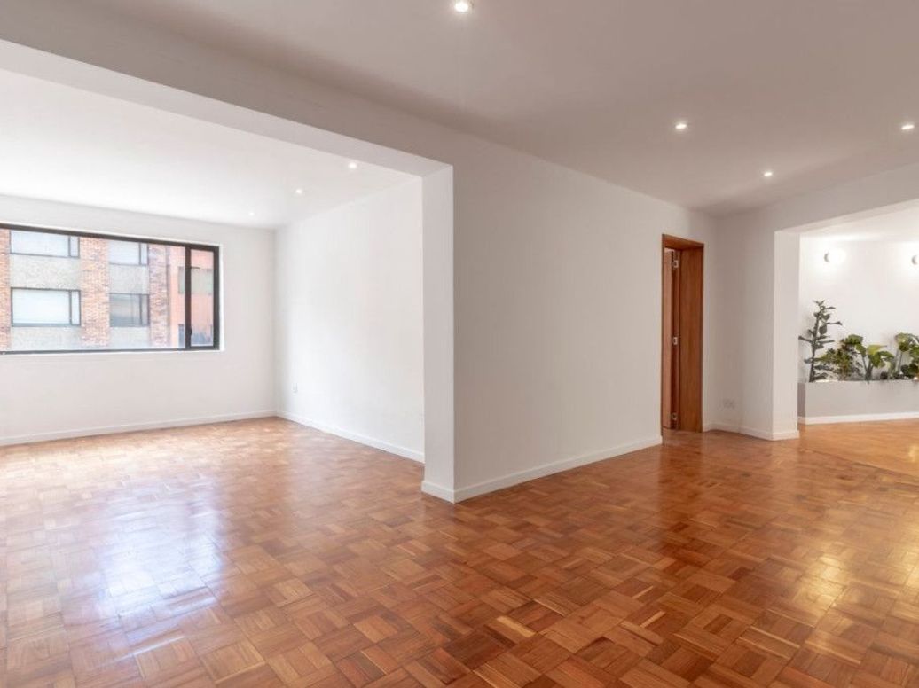Apartamento de 3 alcobas en venta en Bellavista, Bogotá, 250 m² · foto 2 de 20
