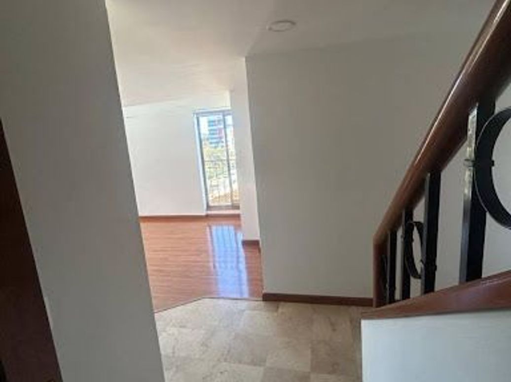 Apartamento de 2 alcobas en venta en Los Cedros Oriental, Bogotá, 125 m² · foto 12 de 20