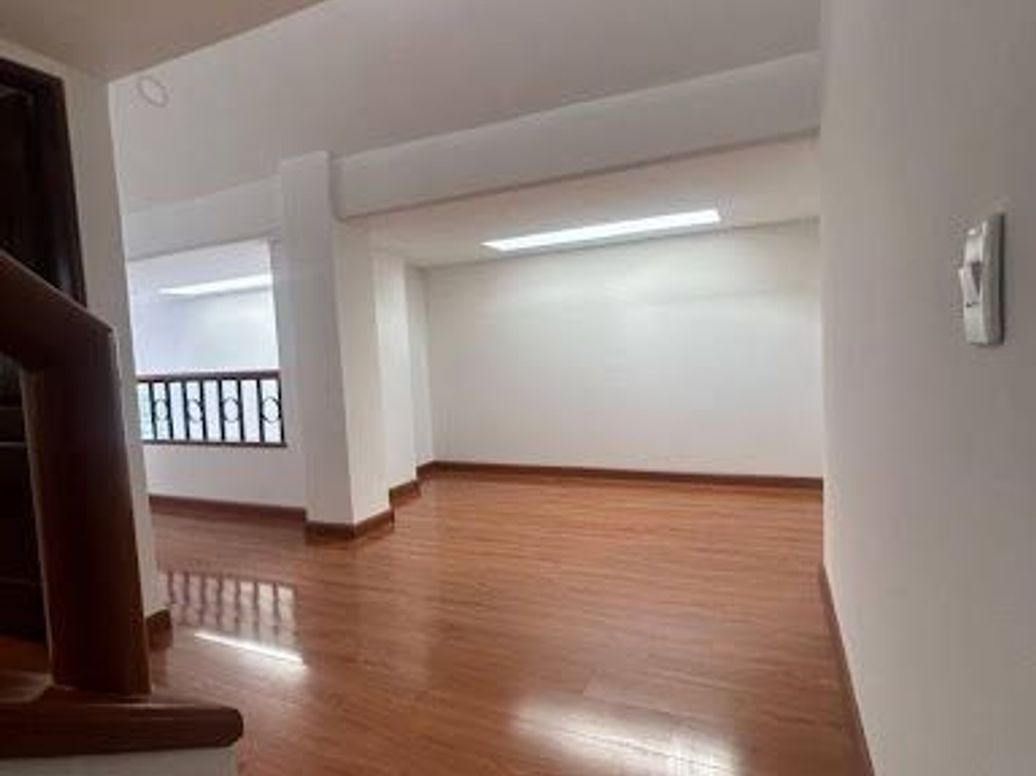 Apartamento de 2 alcobas en venta en Los Cedros Oriental, Bogotá, 125 m² · foto 2 de 20
