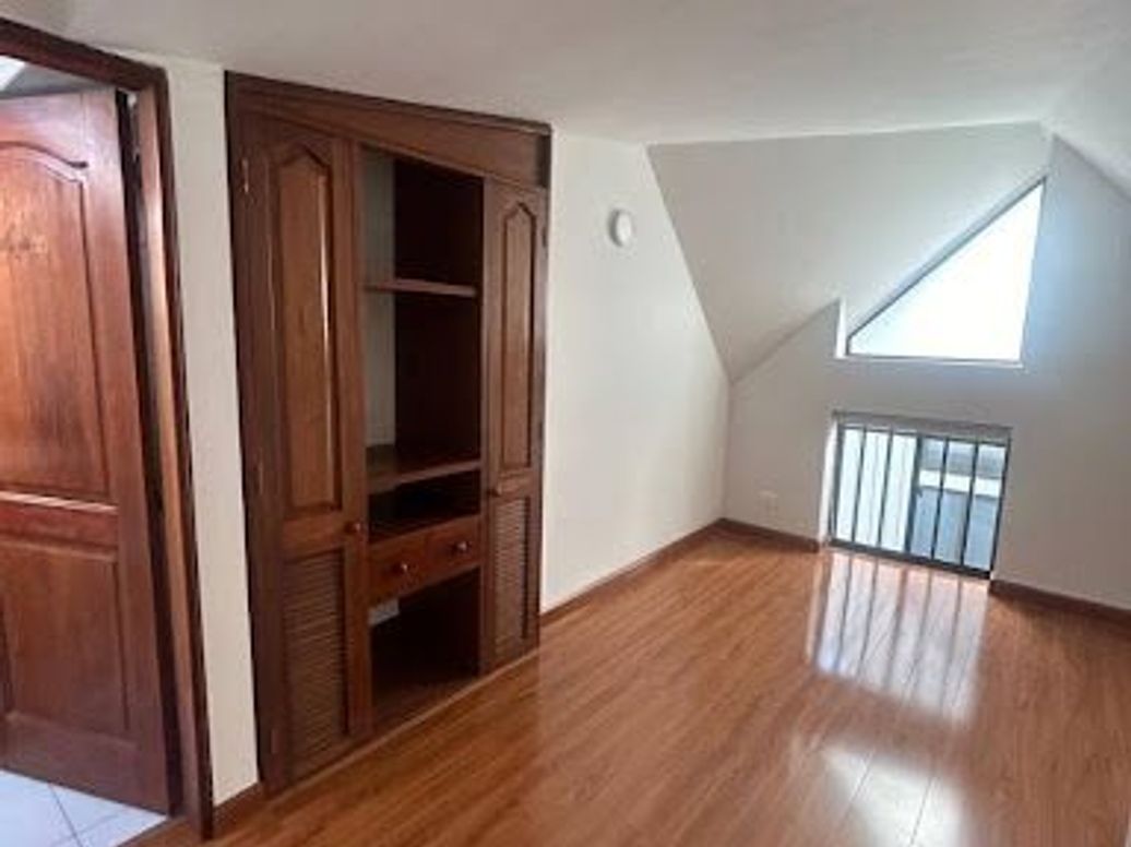 Apartamento de 2 alcobas en venta en Los Cedros Oriental, Bogotá, 125 m² · foto 17 de 20