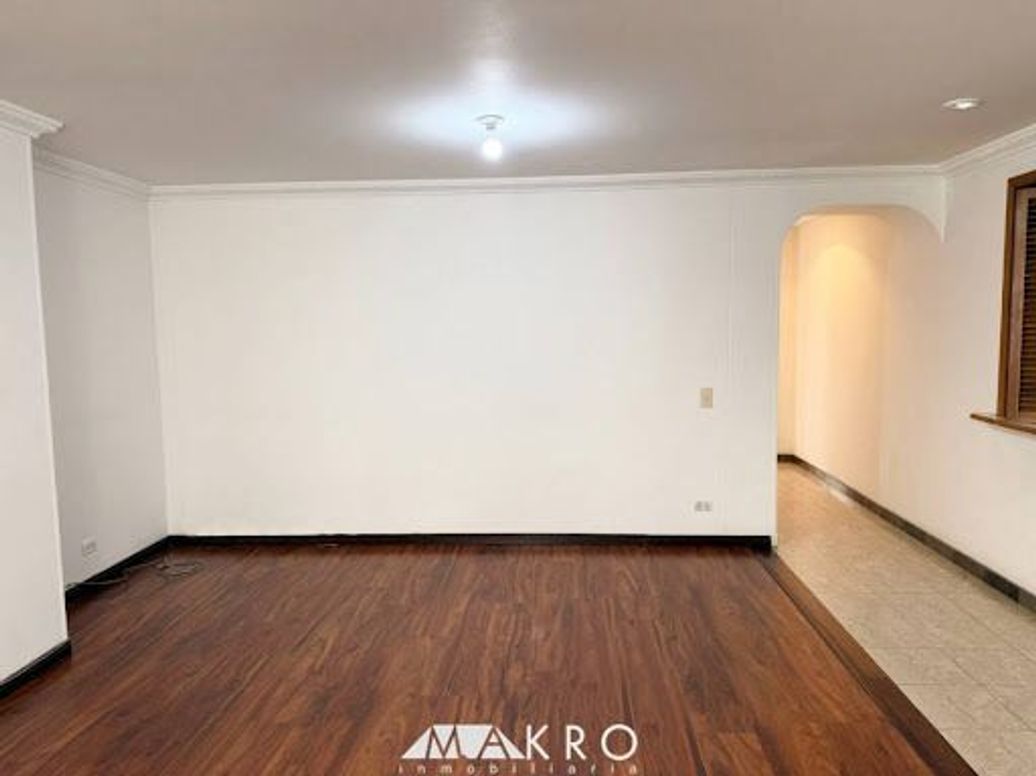 Apartamento de 2 alcobas en venta en El Batán, Bogotá, 70 m² · foto 4 de 20
