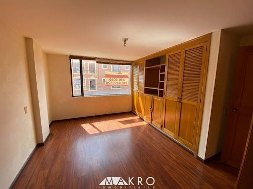 Apartamento de 2 alcobas en venta en El Batán, Bogotá, 70 m² · foto 9 de 20