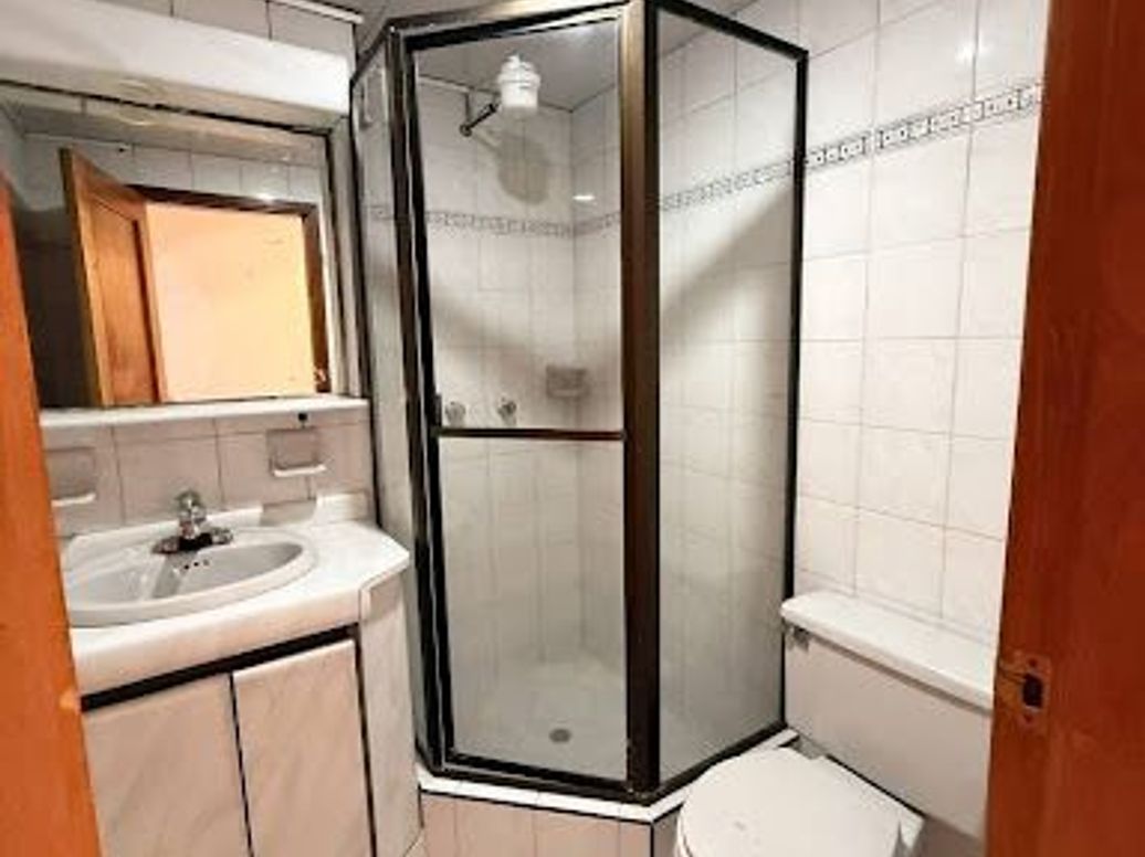 Apartamento de 2 alcobas en venta en El Batán, Bogotá, 70 m² · foto 14 de 20