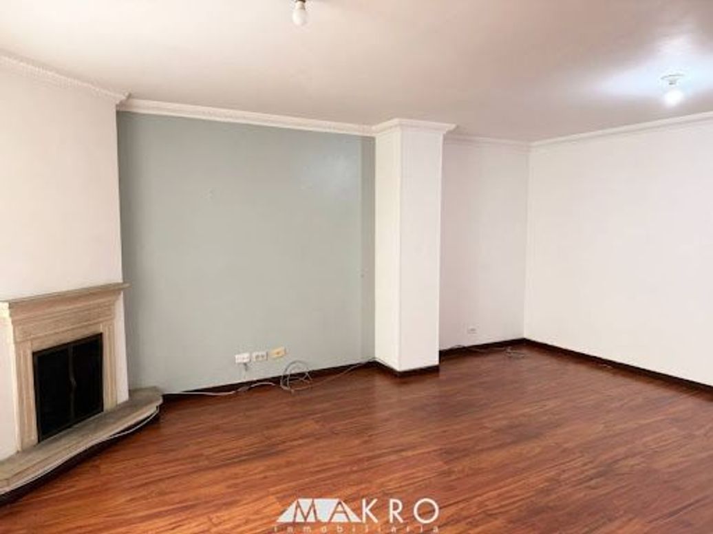 Apartamento de 2 alcobas en venta en El Batán, Bogotá, 70 m² · foto 2 de 20