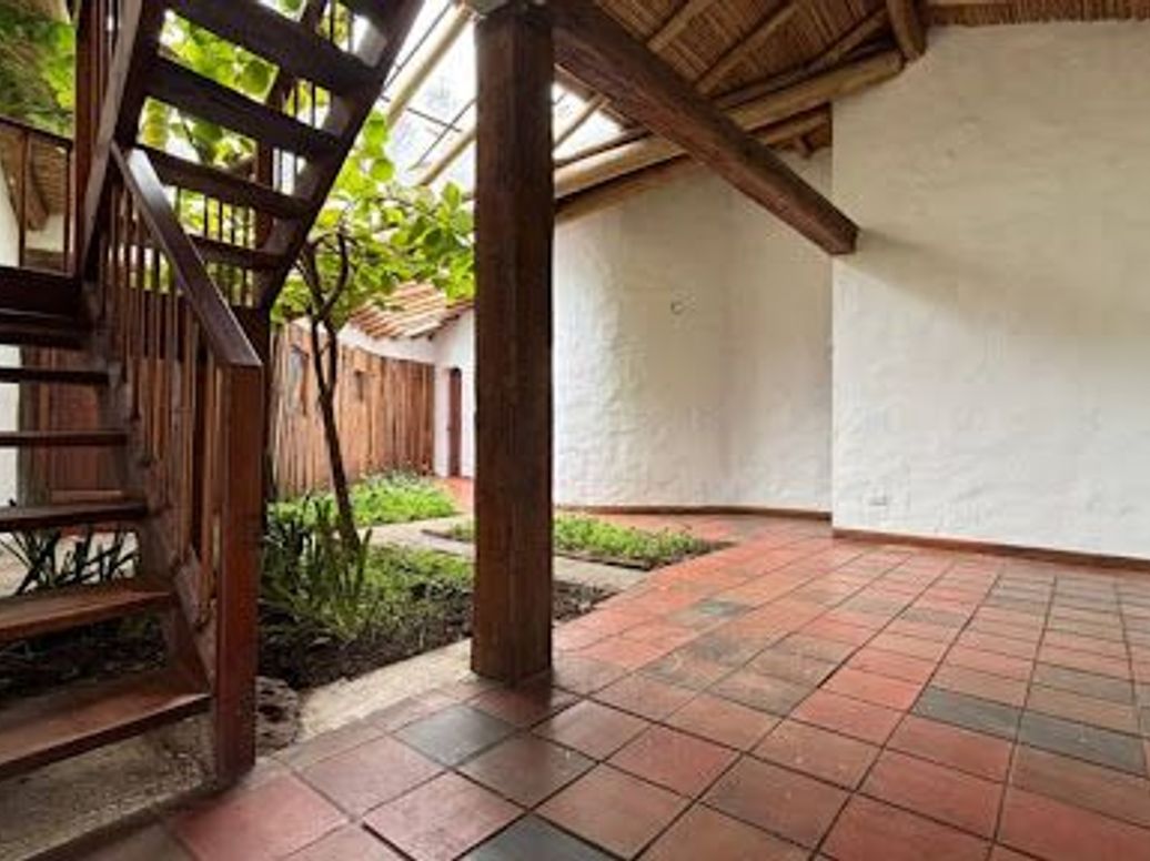 Casa de 5 alcobas en arriendo en Portal De Las Mercedes, Bogotá, 245 m² · foto 7 de 20