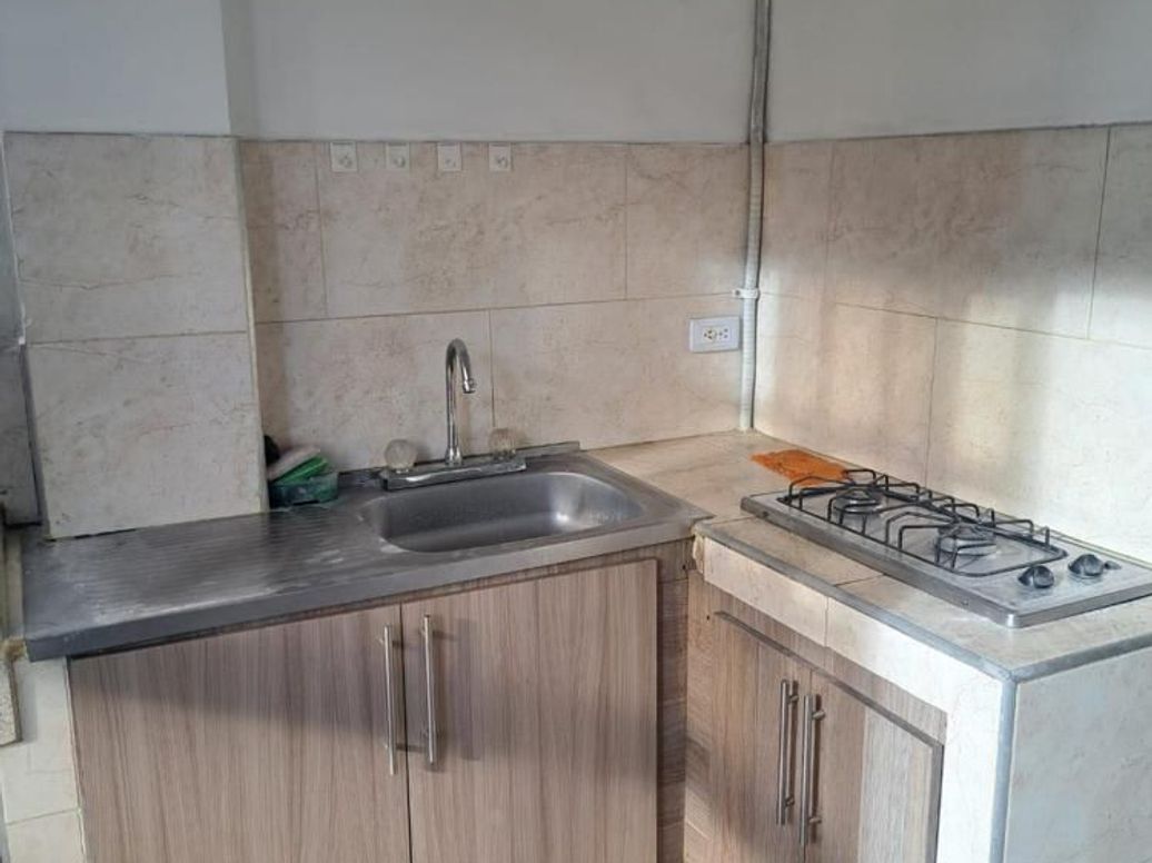 Casa de 6 alcobas en venta en Ospina Perez Sur, Bogotá, 320 m² · foto 12 de 15