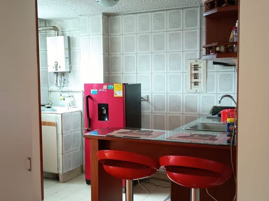 Apartaestudio en venta en La Esperanza, Bogotá, 37 m² · foto 3 de 12