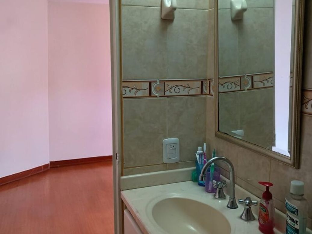 Apartaestudio en venta en La Esperanza, Bogotá, 37 m² · foto 7 de 12
